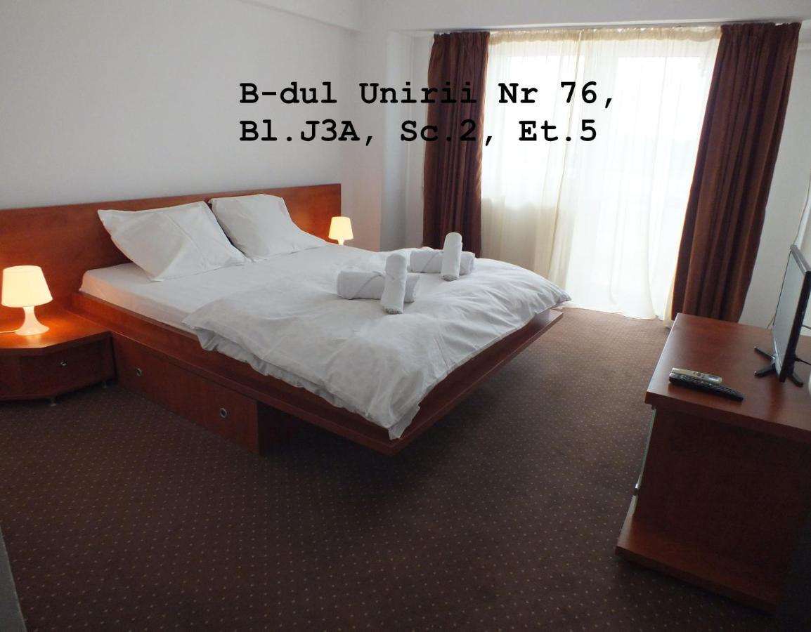 Alba Iulia Square - Apartments And Studios Bukares Ruang foto